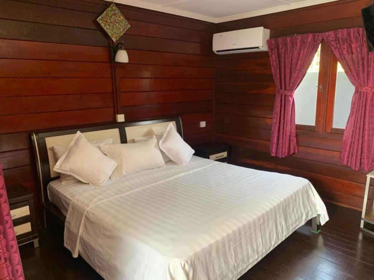 קמפונג טלוק ניפה Nipah Bay Villa מראה חיצוני תמונה